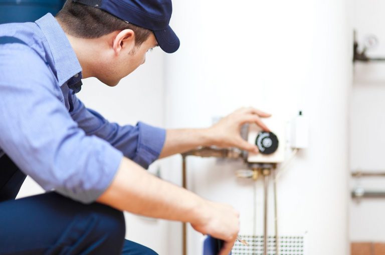 Tecnico specializzato per assistenza caldaie a Roma Tecnico specializzato per assistenza caldaie a Roma